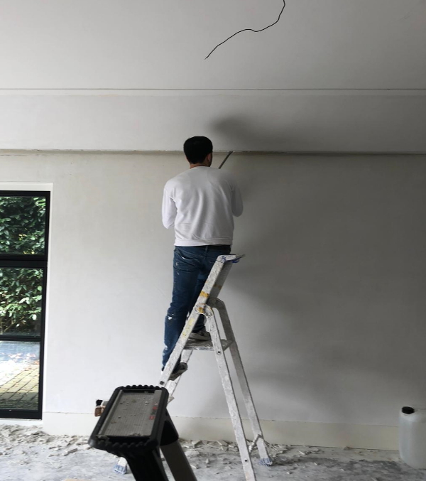 glad stucwerk 1 Glad stucwerk wanden en plafonds sausklaar